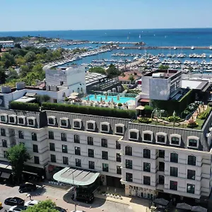 Wyndham Grand Kalamis Marina Hotel Istanbul